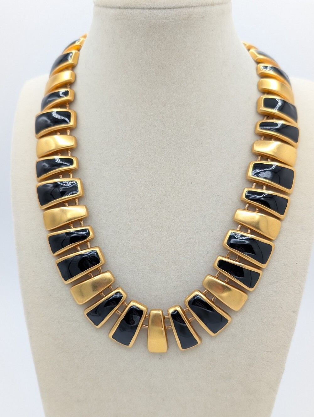 Vintage Black Enamel and Gold Tone Statement Necklace 18"